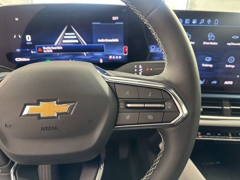 New 2026 Chevrolet Equinox EV LT AWD/4WD image 23