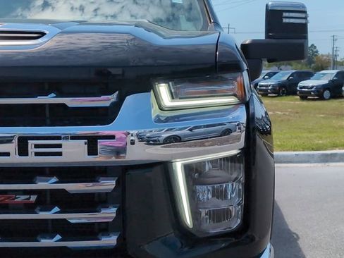 Used 2023 Chevrolet Silverado 2500 LTZ w/ LTZ Plus Package image 12
