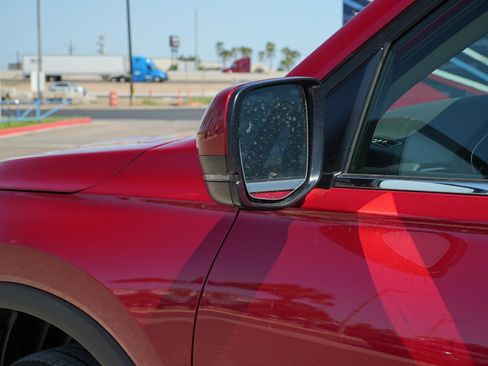 Used 2025 Honda Pilot Elite image 11