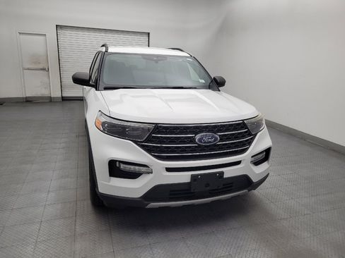 Used 2020 Ford Explorer XLT w/ Equipment Group 202A RWD image 14