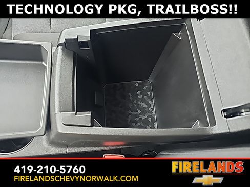 Certified 2023 Chevrolet Colorado Trail Boss w/ Technology Package image 40