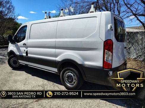 Used 2019 Ford Transit 250 130 Low Roof RWD image 7