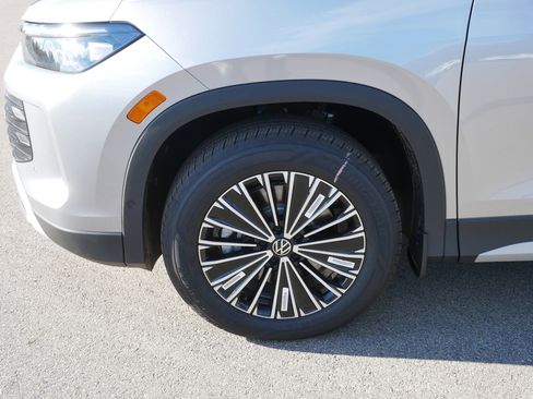 New 2025 Volkswagen Tiguan S image 4