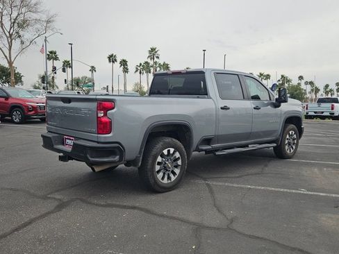 Used 2024 Chevrolet Silverado 2500 Custom w/ Custom Value Package image 5