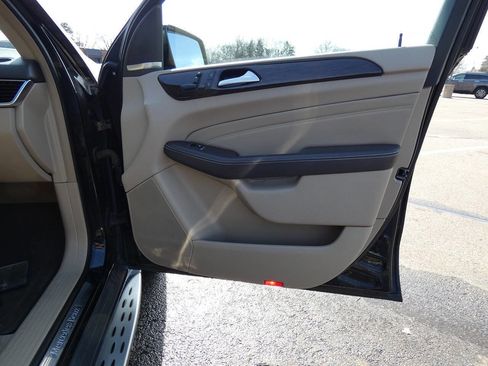 Used 2014 Mercedes-Benz ML 350 4MATIC image 19