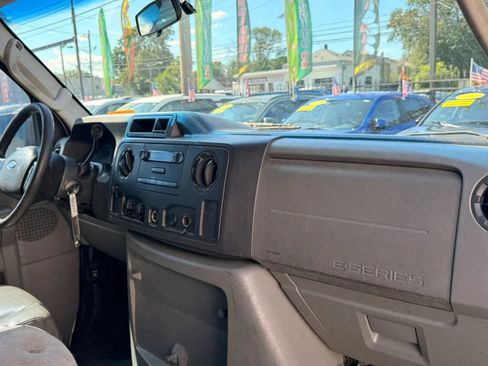 Used 2009 Ford E-150 and Econoline 150 RWD image 15