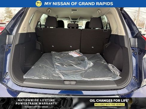 New 2026 Nissan Rogue SV w/ Cold Weather Package image 21