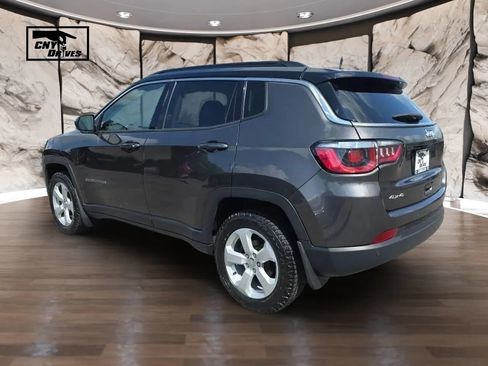 Used 2018 Jeep Compass Latitude w/ Popular Equipment Group AWD/4WD image 7