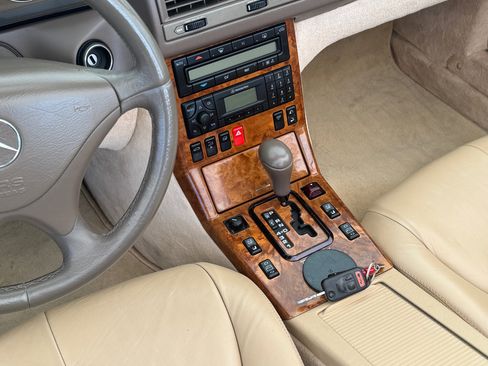 Used 1999 Mercedes-Benz SL 500 image 28