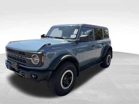 Used 2023 Ford Bronco Black Diamond w/ Sasquatch Package AWD/4WD image 4