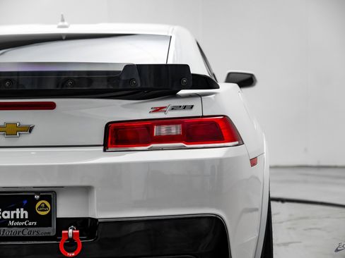Used 2015 Chevrolet Camaro Z/28 image 12