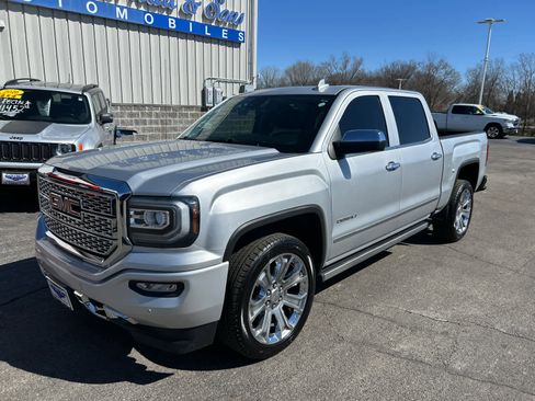 Used 2018 GMC Sierra 1500 Denali w/ Denali Ultimate Package image 9