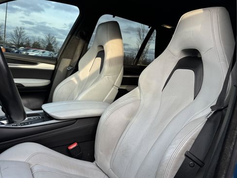 Used 2016 BMW X5 M image 7