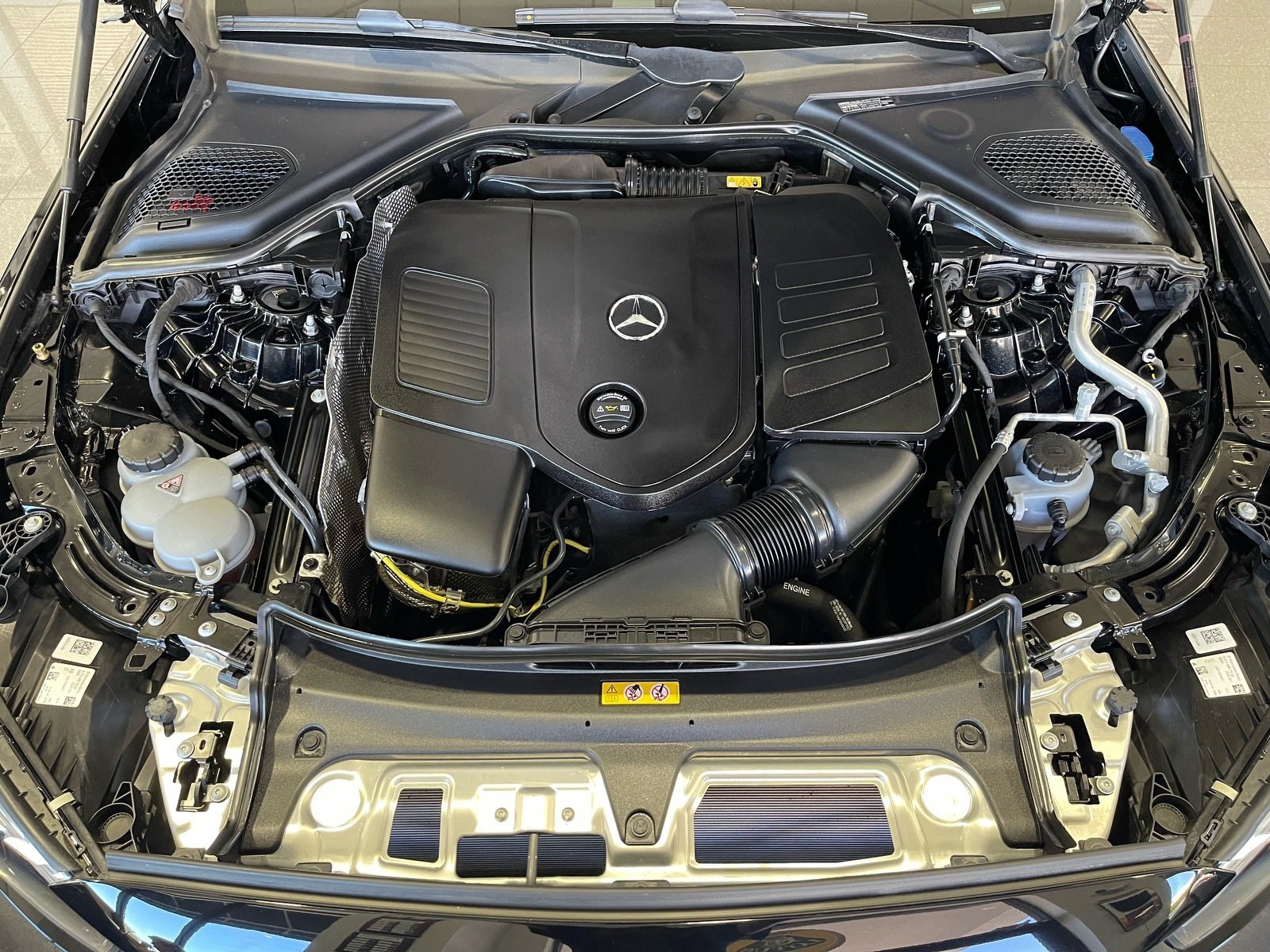 Used 2025 Mercedes-Benz E 350 Sedan image 20