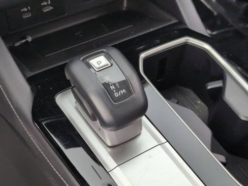 Used 2025 Mitsubishi Outlander SE FWD image 20