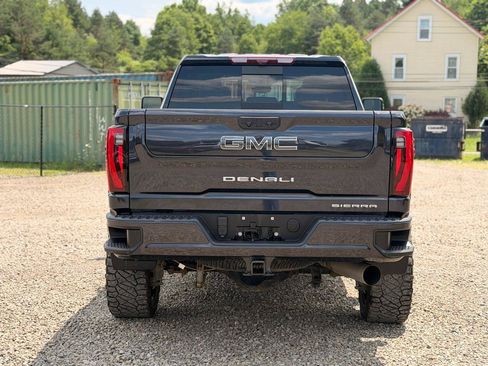 Used 2024 GMC Sierra 2500 Denali Ultimate AWD/4WD image 6