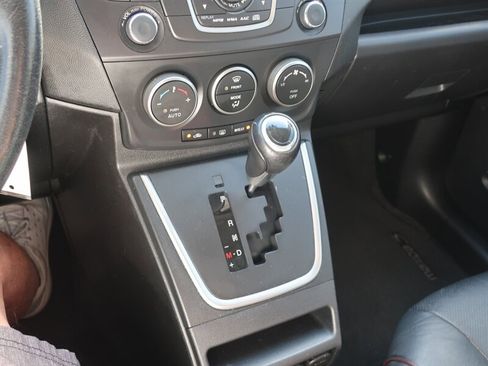 Used 2014 MAZDA MAZDA5 Grand Touring image 17