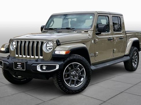 Used 2020 Jeep Gladiator Overland image 35