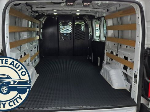 Used 2023 Ford Transit 250 Low Roof w/ Exterior Upgrade Package image 22