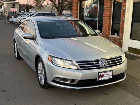 Used 2016 Volkswagen CC Sport image 1