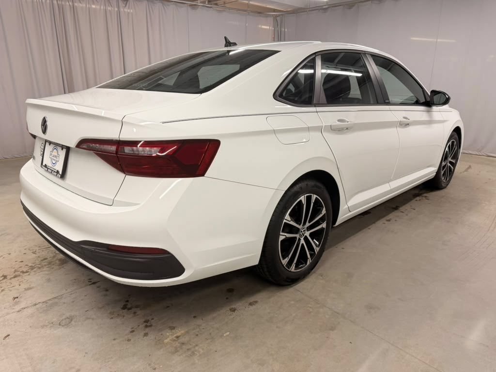 Used 2023 Volkswagen Jetta Sport FWD image 12