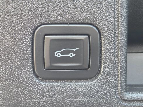 Used 2019 GMC Terrain SLE image 19