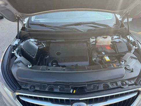 Used 2019 Buick Enclave Premium image 24