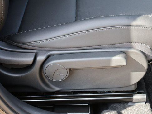 New 2026 Hyundai Kona Limited AWD/4WD image 11