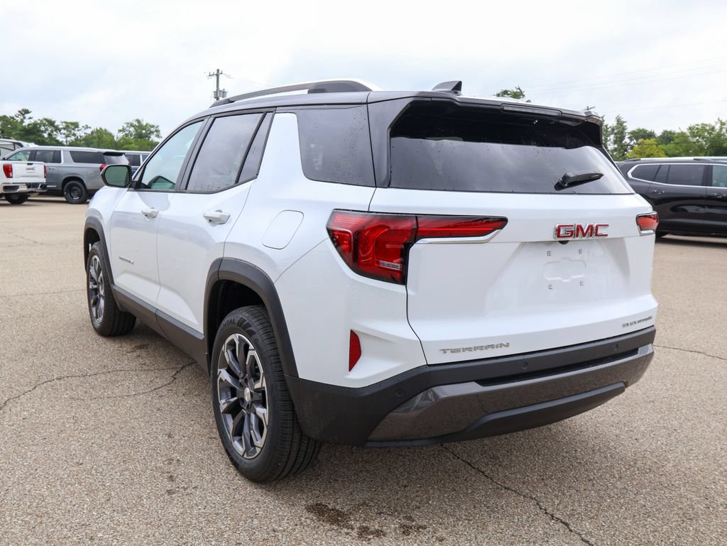 New 2027 GMC Terrain Elevation w/ Elevation Premium Package FWD image 30