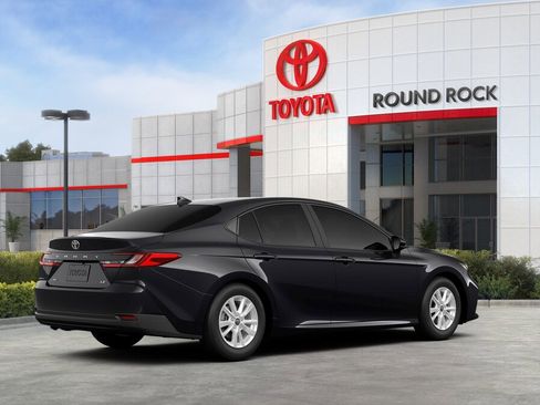 New 2026 Toyota Camry LE image 10