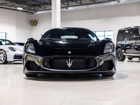 Used 2022 Maserati MC20 Coupe image 2