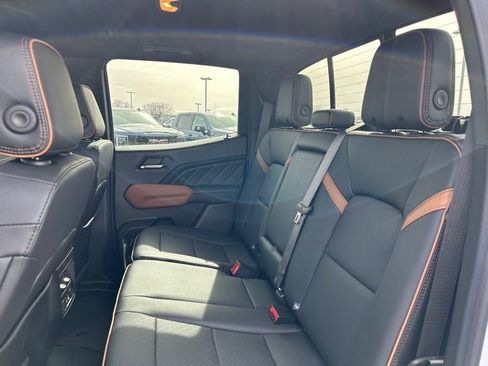 New 2026 GMC Canyon AT4 w/ AT4 Premium Package image 35