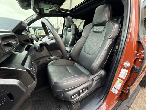 Used 2024 Toyota Tacoma TRD Pro AWD/4WD image 12