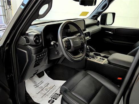 Used 2024 Toyota Land Cruiser image 15