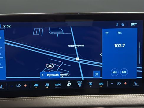 Used 2025 Lincoln Corsair AWD image 14