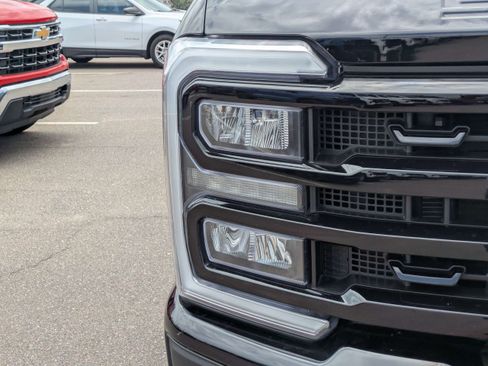 Used 2024 Ford F250 XLT w/ Black Appearance Package AWD/4WD image 9