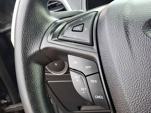 Certified 2024 Ford Edge SE image 21