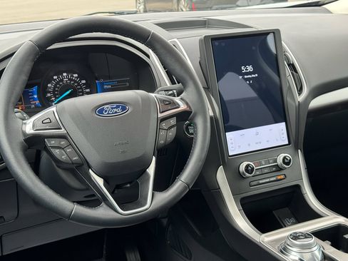 Used 2024 Ford Edge SEL w/ Convenience Package AWD/4WD image 31