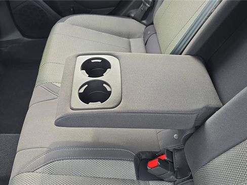 Used 2024 Subaru Crosstrek 2.0i Premium image 19