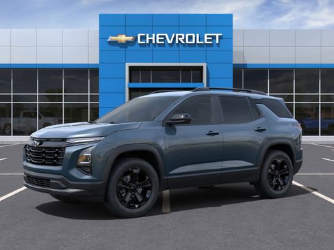 New 2025 Chevrolet Equinox LT w/ Midnight Edition image 2