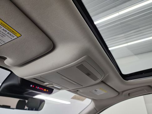 Used 2024 MAZDA CX-90 3.3 Turbo w/ Premium Package image 14