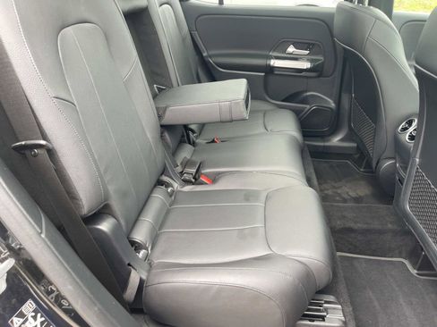 Certified 2022 Mercedes-Benz GLB 250 image 20