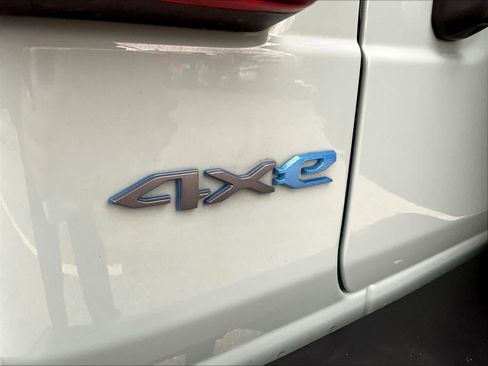 Used 2023 Jeep Wrangler Unlimited Rubicon 4xe image 30