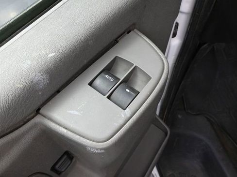 Used 2017 Chevrolet Express 3500 LT w/ LT Preferred Equipment Group image 19