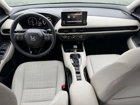 Used 2025 Honda HR-V LX image 27
