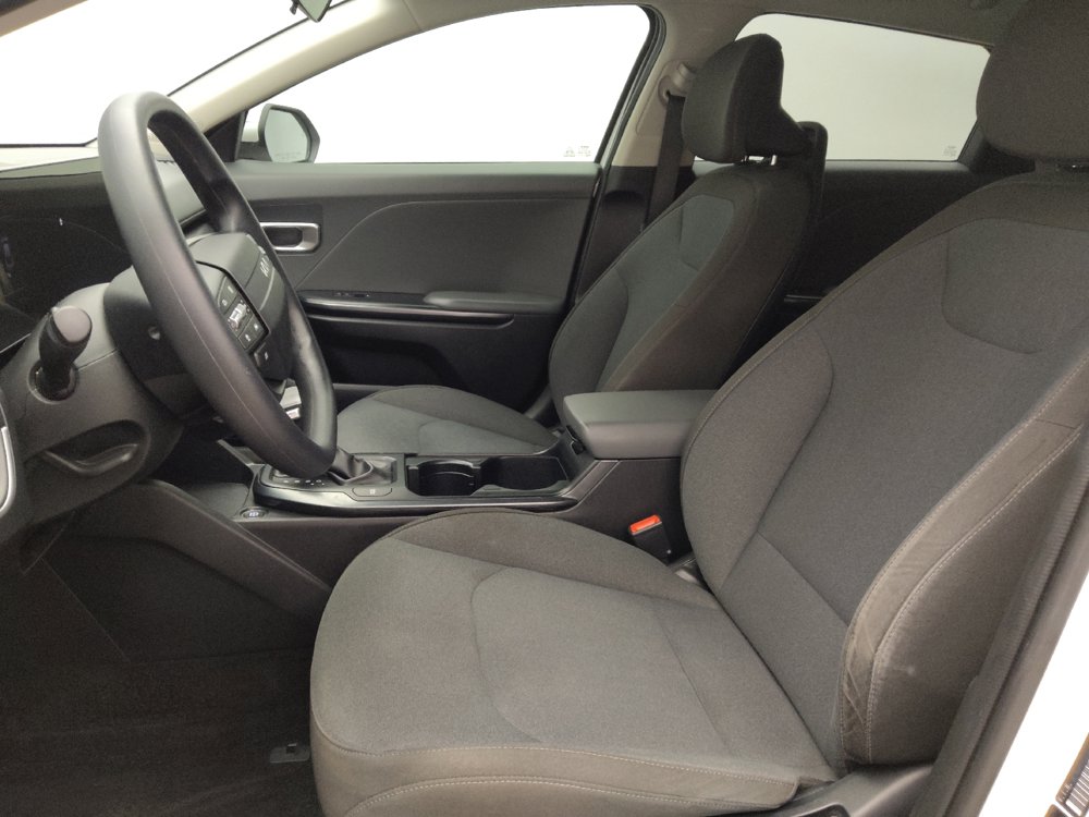 Used 2025 Kia K4 FWD image 17