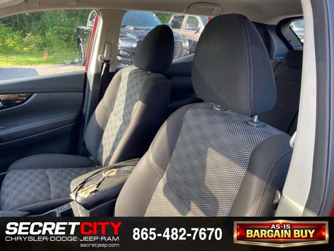 Used 2019 Nissan Rogue Sport SV w/ Technology Package FWD image 10