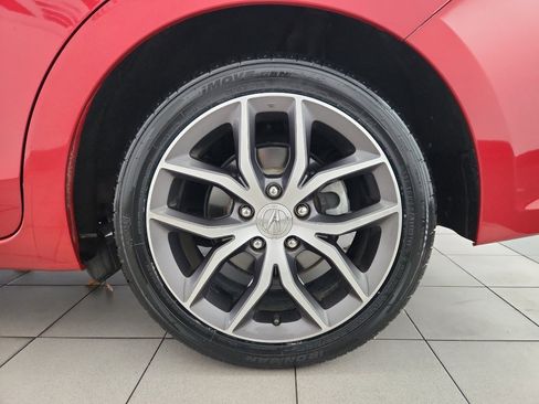 Certified 2019 Acura ILX w/ Premium Package image 33