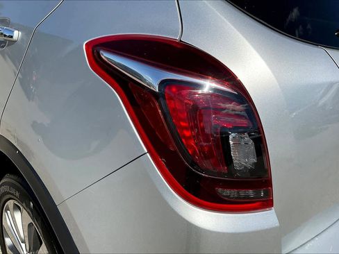 Used 2019 Buick Encore Preferred image 27