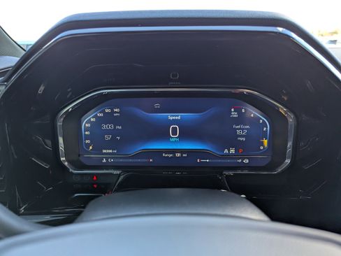 Certified 2024 Chevrolet Silverado 1500 High Country w/ Technology Package image 18